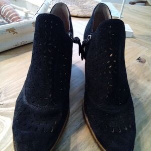 Sofft Amberly Black Oiled Suede Lasercut Ankle Boots 2 1/4" Stacked Heel